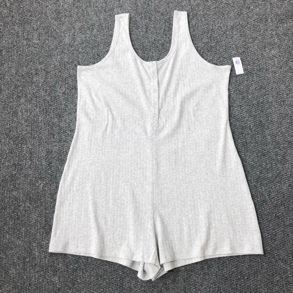 Old Navy knit Henley romper size XL light heather grey lounge